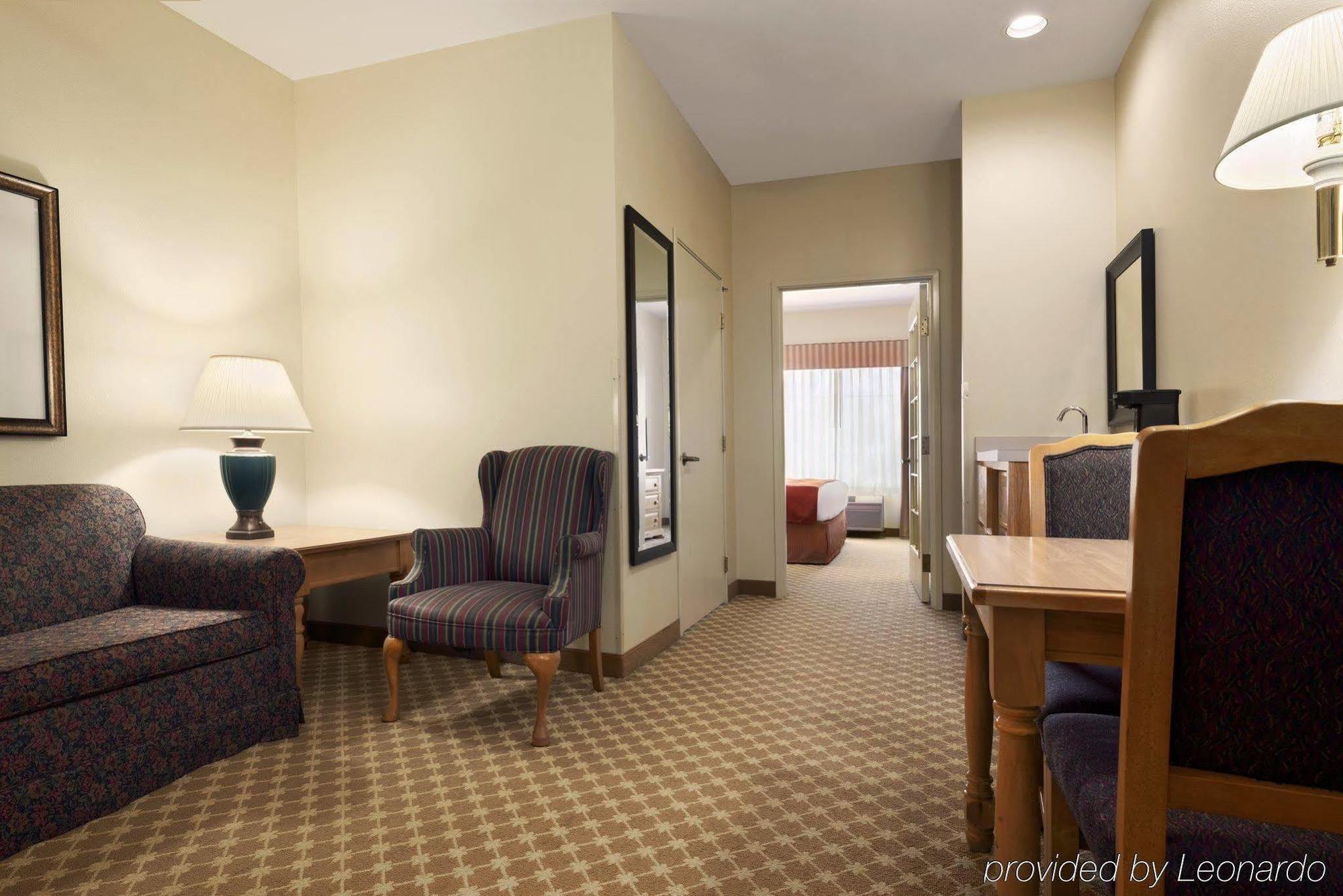 Country Inn & Suites By Radisson, Clinton, Ia Ngoại thất bức ảnh
